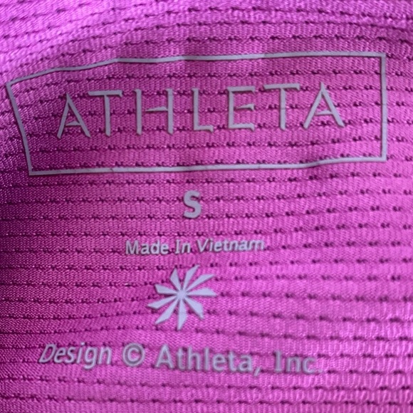 Woman’s top - Picture 3 of 3